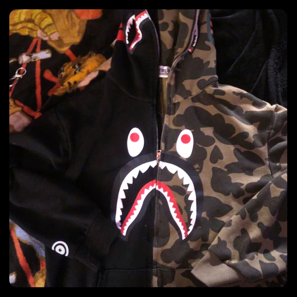 Authentic Bape Camo Hoodie/Zip up sweater